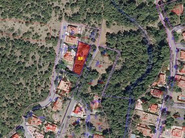 Terreno residencial en venta en Calle Río Senia 9
