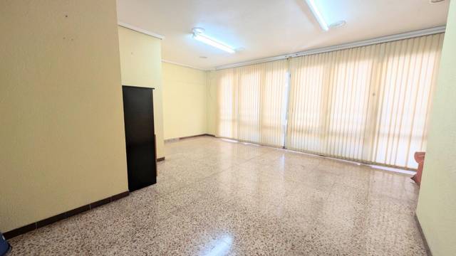 Oficina en Venta en Reina Victoria - Miguel Hernández