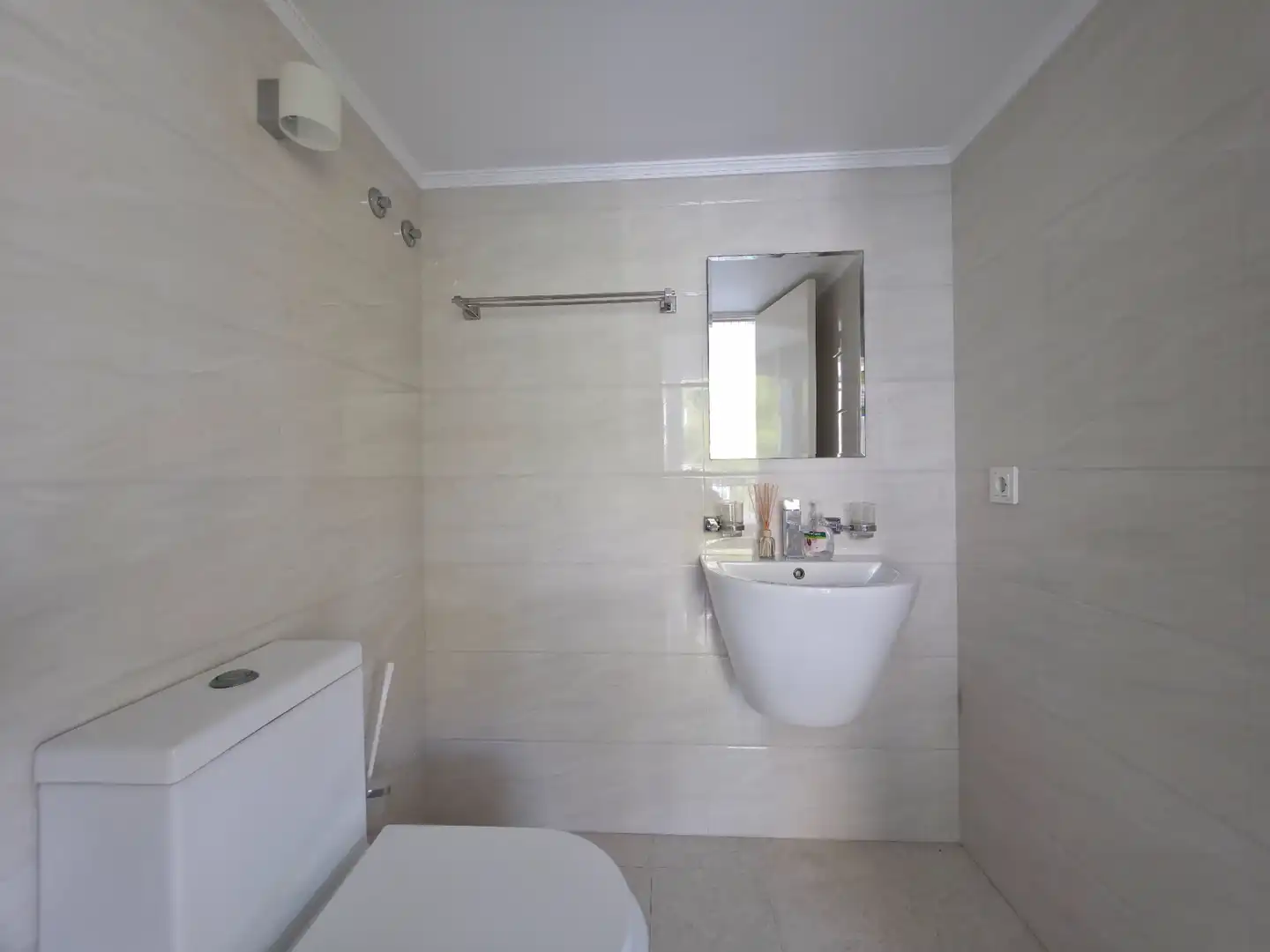 Chalet con terraza en venta en Calle Alemania 733, imagen 51