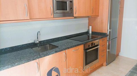 Foto 2 de Piso en venta en 3 Abril, Lardero, La Rioja