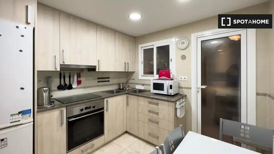 Wohnung zur Miete in La Guineueta