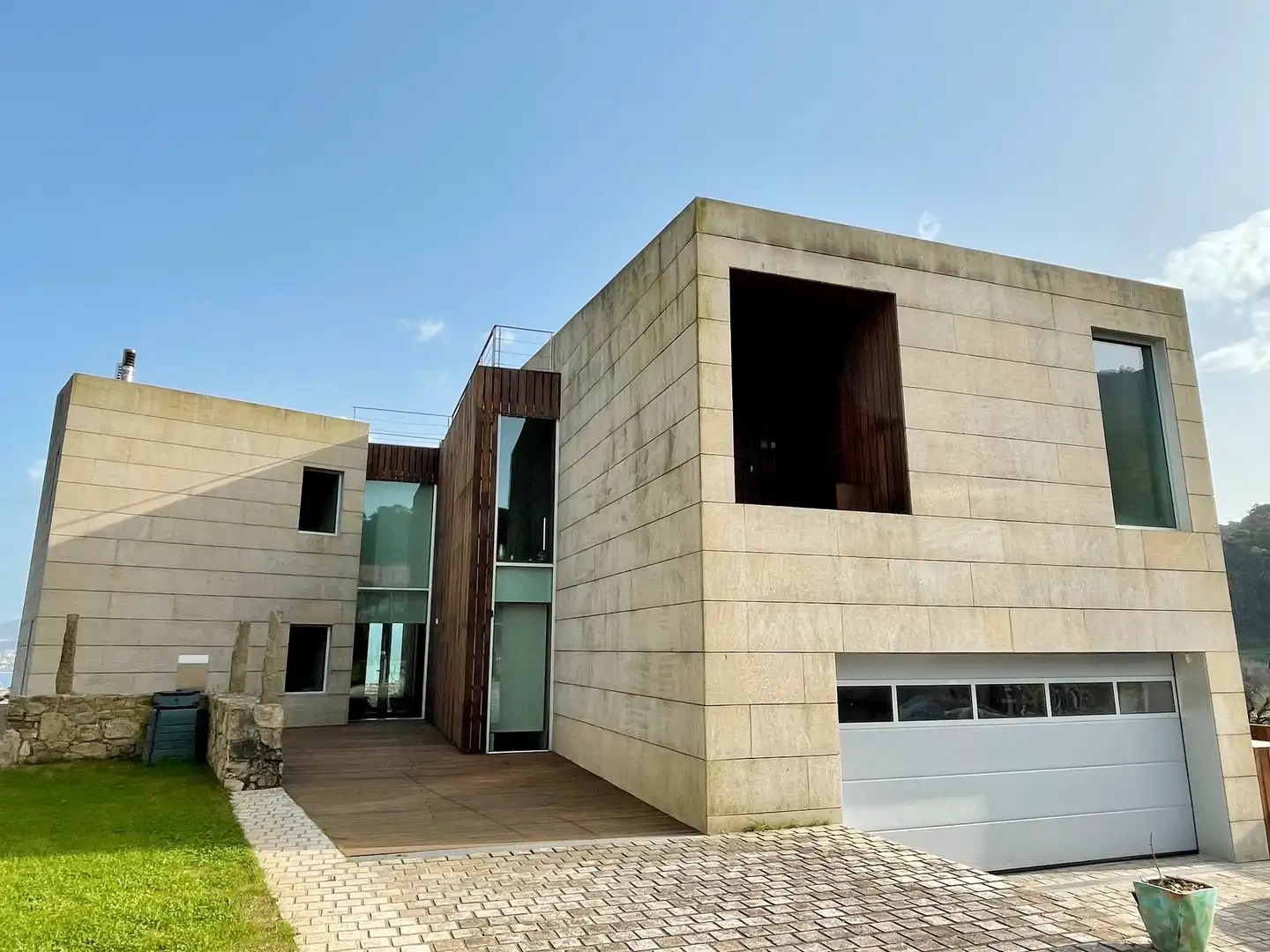 Exterior view of Houses for rent in Vilaboa  with Private garden, Parquet flooring and Terrace