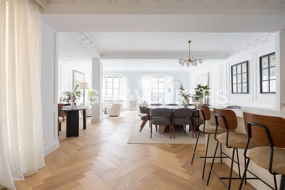 Flat with lift for sale in Barrio de Salamanca