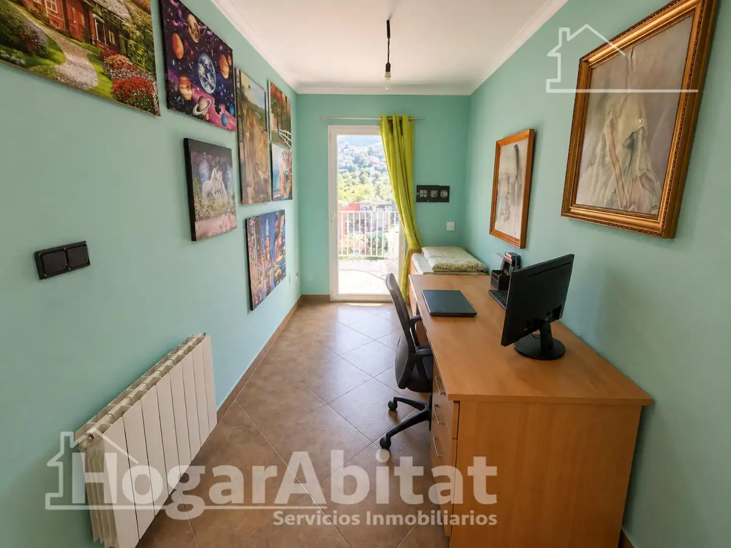 Habitación de Casa o chalet en venta en Chiva con Aire acondicionado, Calefacción y Jardín privado