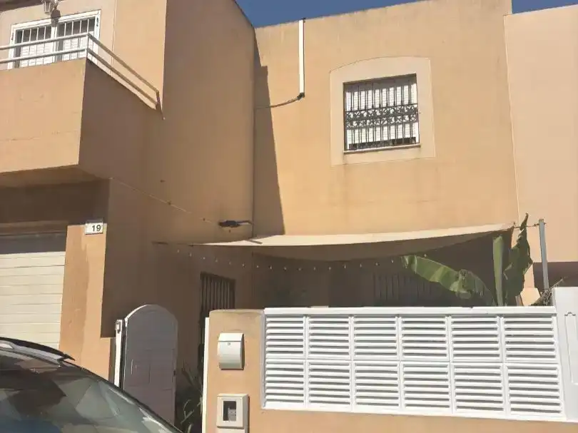 Vista exterior de Dúplex en venta en Vícar con Aire acondicionado y Balcón