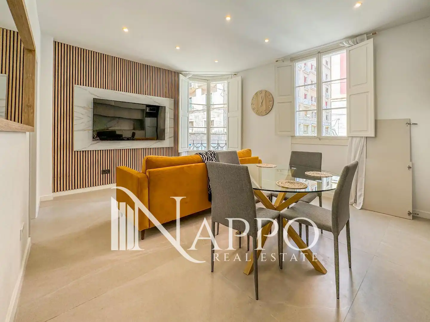 Living room of Flat for rent in  Palma de Mallorca  with Air Conditioner, Terrace and Furnished