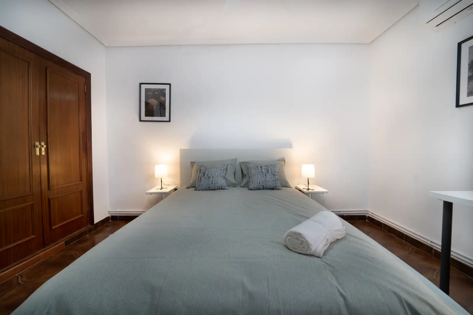 Room in Avenida del Cardenal Herrera Oria, 248, Peñagrande