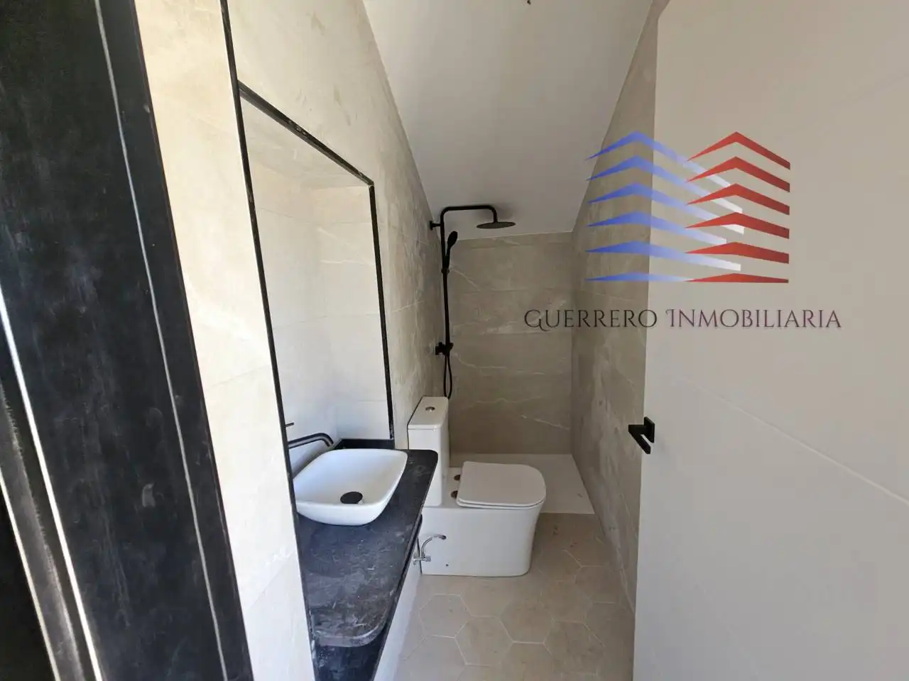 Baño de Casa o chalet en venta en A Merca   con Calefacción, Terraza y Piscina
