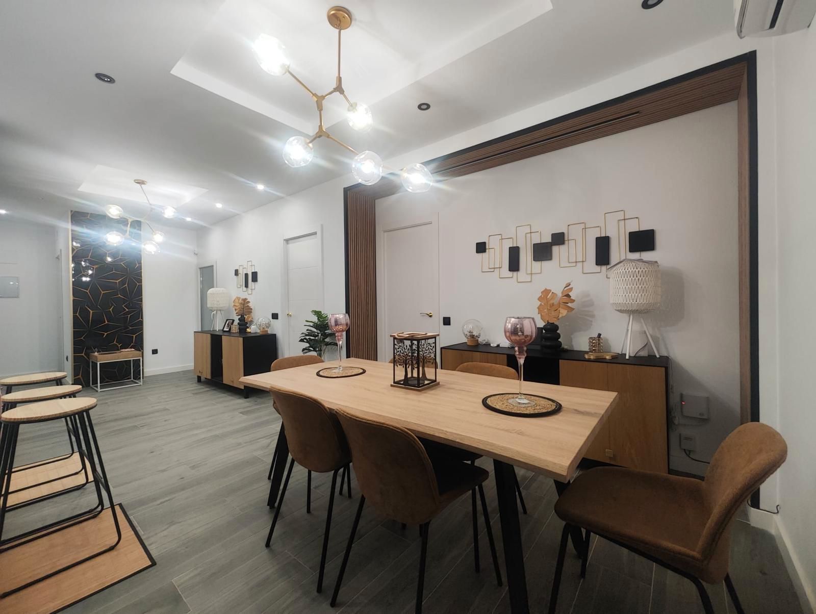 Menjador de Planta baixa en venda en  Pamplona / Iruña amb Aire condicionat, Calefacció i Parquet