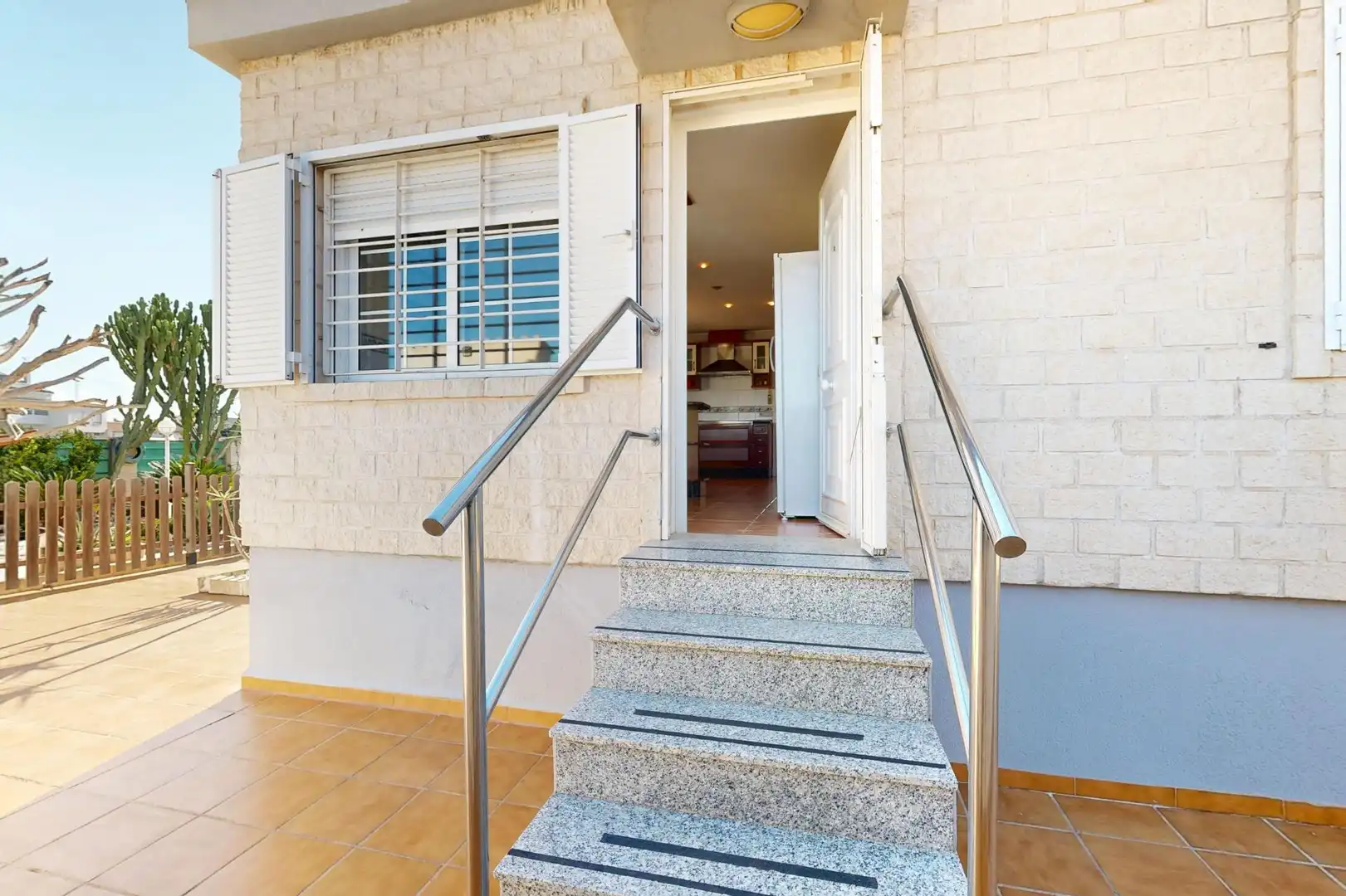 Detached house with garden for sale in Calle JACINTO BENAVENTE, imagen 96