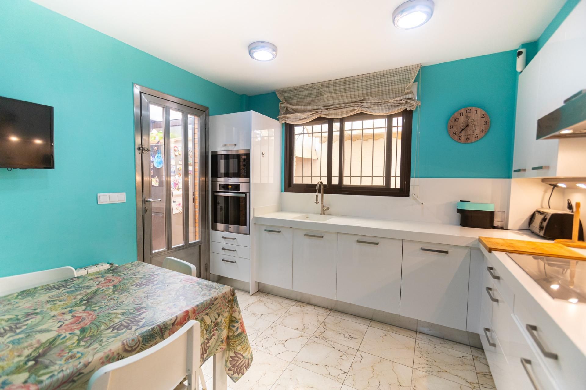Cuina de Casa o xalet en venda en  Murcia Capital amb Aire condicionat, Calefacció i Jardí privat