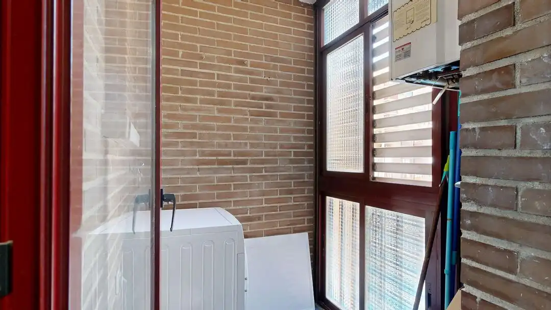 Balcony of Flat for rent in Madrid  with Air Conditioner, Heating and Private garden