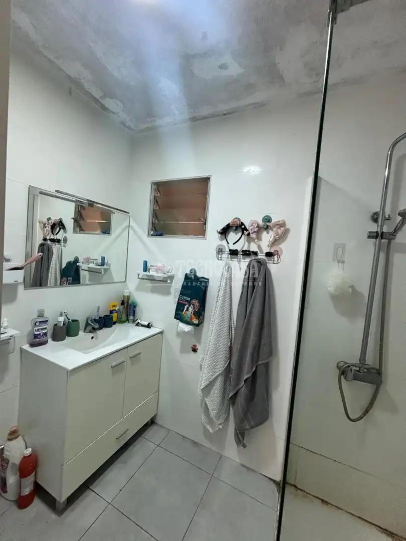 Baño de Piso en venta en Alcalá de Guadaira con Aire acondicionado y Balcón