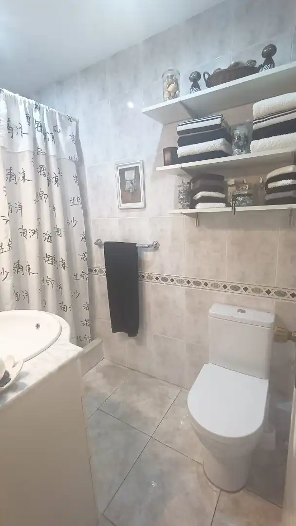 Bathroom of Flat for sale in La Secuita  with Furnished, Oven and Balcony