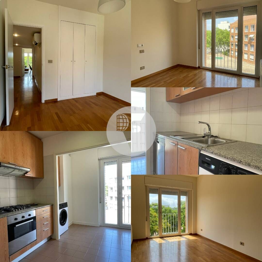 Exterior view of Flat to rent in  Barcelona Capital  with Air Conditioner and Heating