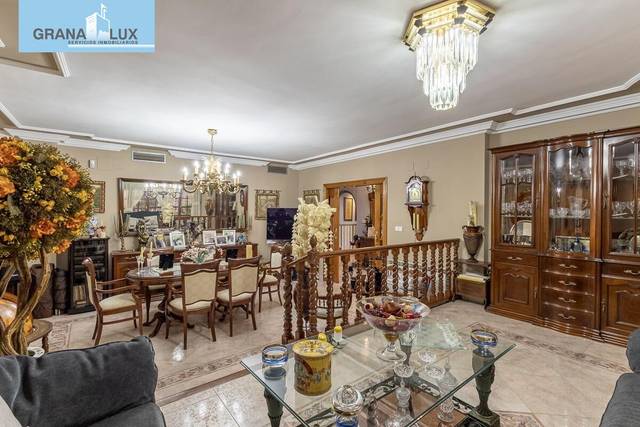 Casa-chalet en Venta en Calle ZACATIN en Barrio de la Vega