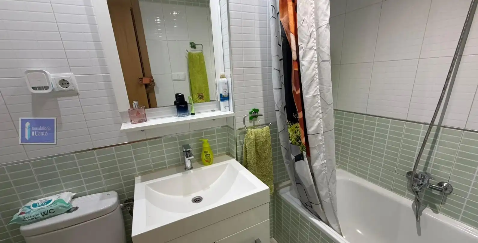 Baño de Piso en venta en Alcoy / Alcoi con Aire acondicionado, Calefacción y Trastero