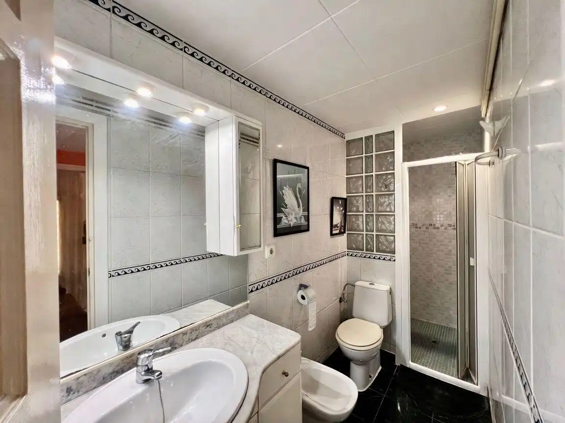 Bathroom of Houses for sale in Roda de Berà  with Heating, Private garden and Terrace