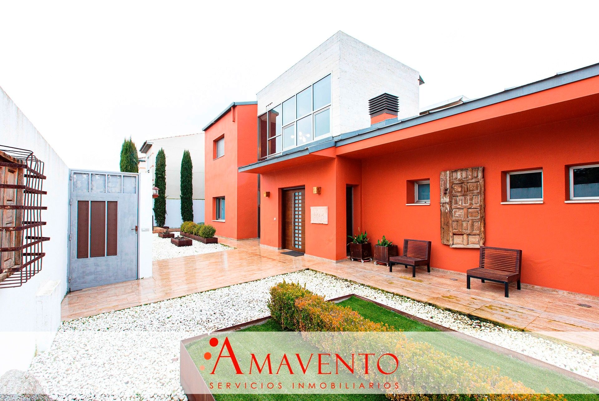 Exterior view of House or chalet for sale in Miguelturra  with Air Conditioner, Heating and Private garden