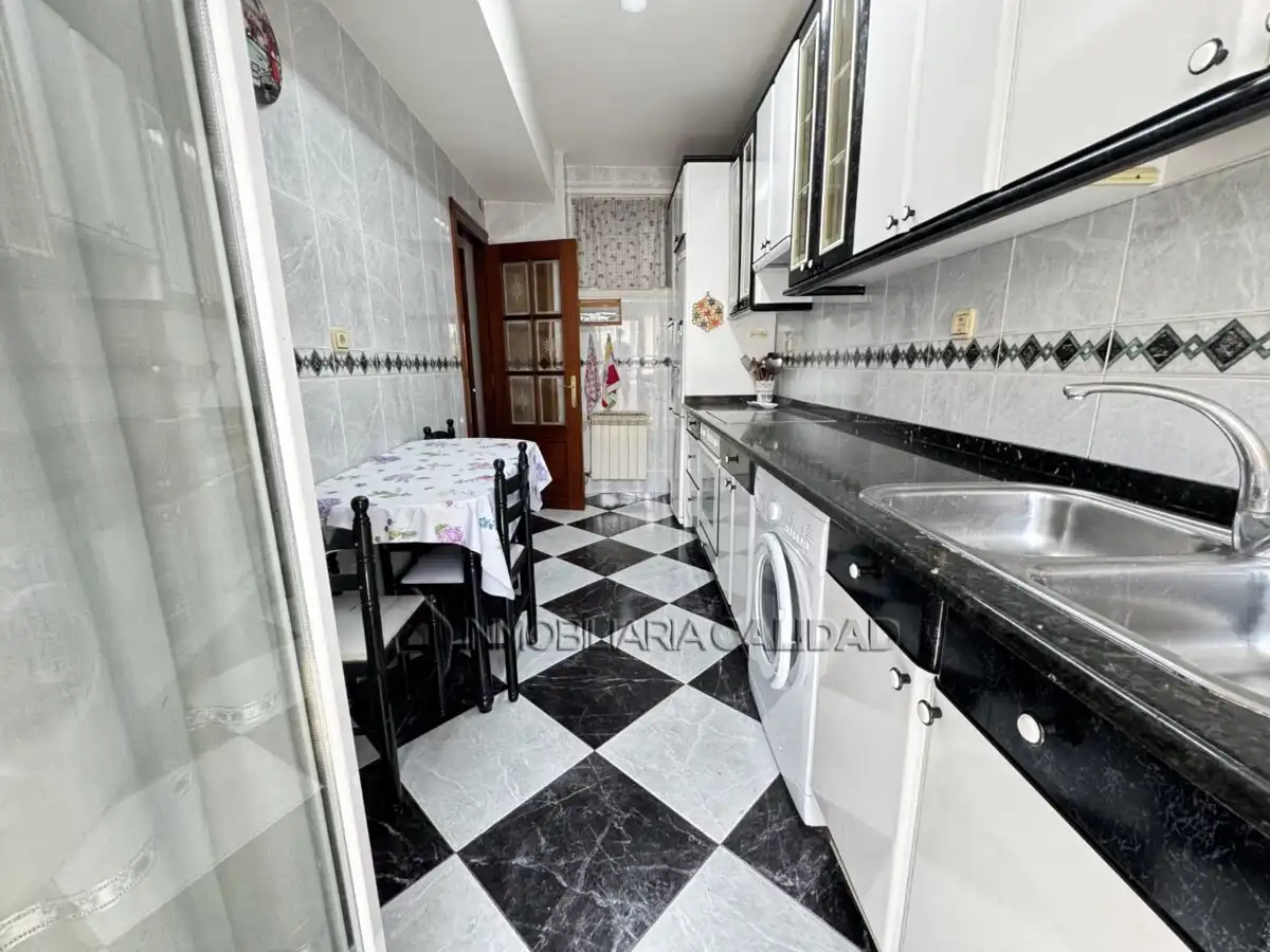 Kitchen of Flat for rent in Burgos  with Heating, Terrace and Furnished