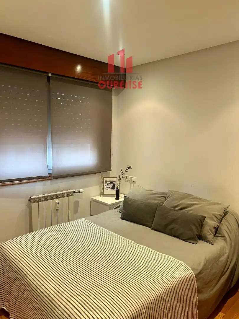 Schlafzimmer von Wohnung zum Verkauf in Ourense Capital 