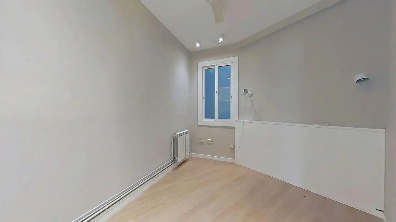 Habitación de Piso en venta en Barcelona con Aire acondicionado, Calefacción y Amueblado