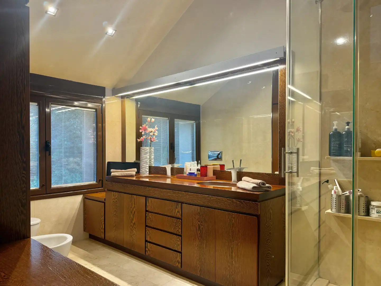Baño de Casa o chalet en venta en Galapagar con Aire acondicionado, Calefacción y Jardín privado