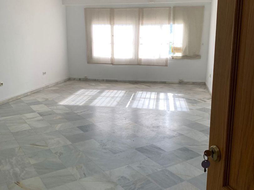 Oficina de lloguer en Montequinto amb Aire condicionat i Internet