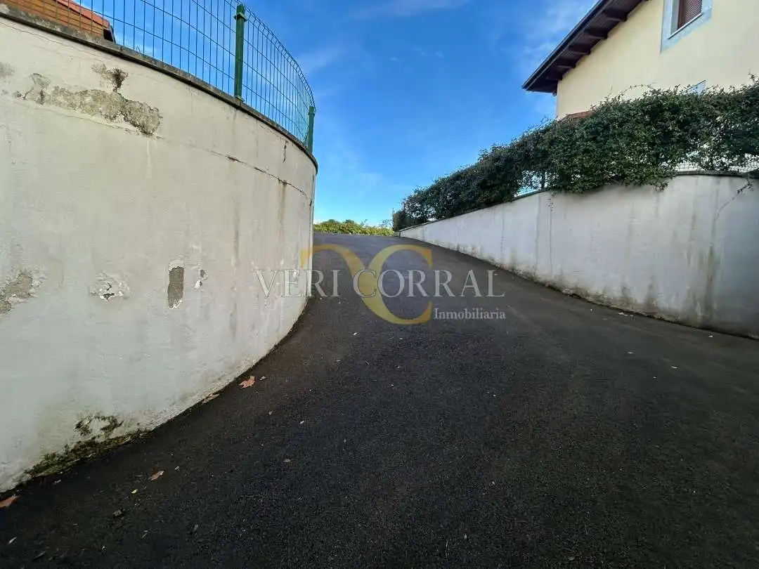 Casa o xalet en venda a Cándido Ruiz de las Casas, Llanes pueblo