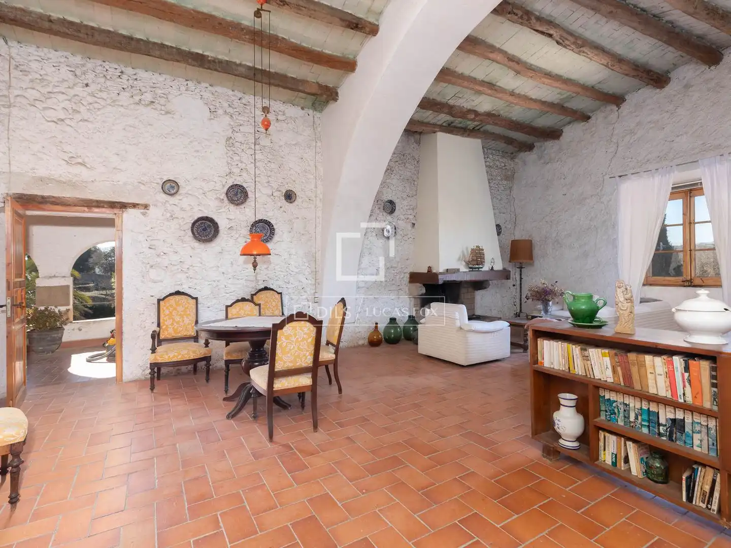 Sala de estar de Finca rústica en venta en Vilaür con Jardín privado y Terraza