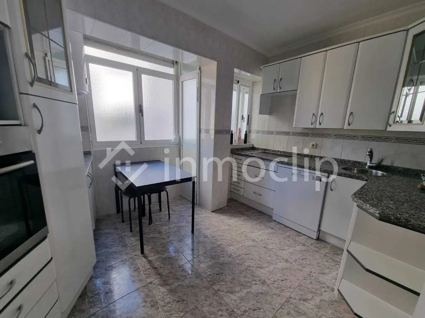 Cocina de Piso de alquiler en Salamanca con Calefacción y Amueblado