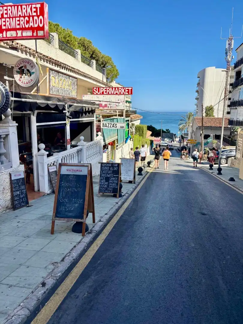Außenansicht von Geschaftsraum zur ubertragung in Benalmádena mit Klimaanlage, Terrasse und Möbliert