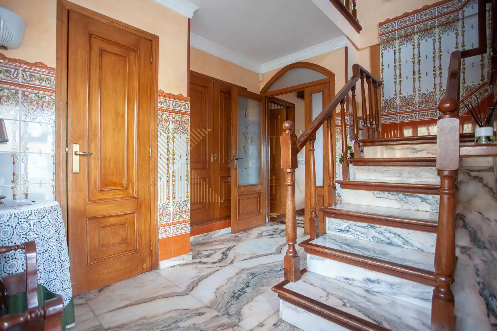 Casa con terraza en venta en Fenals, imagen 2