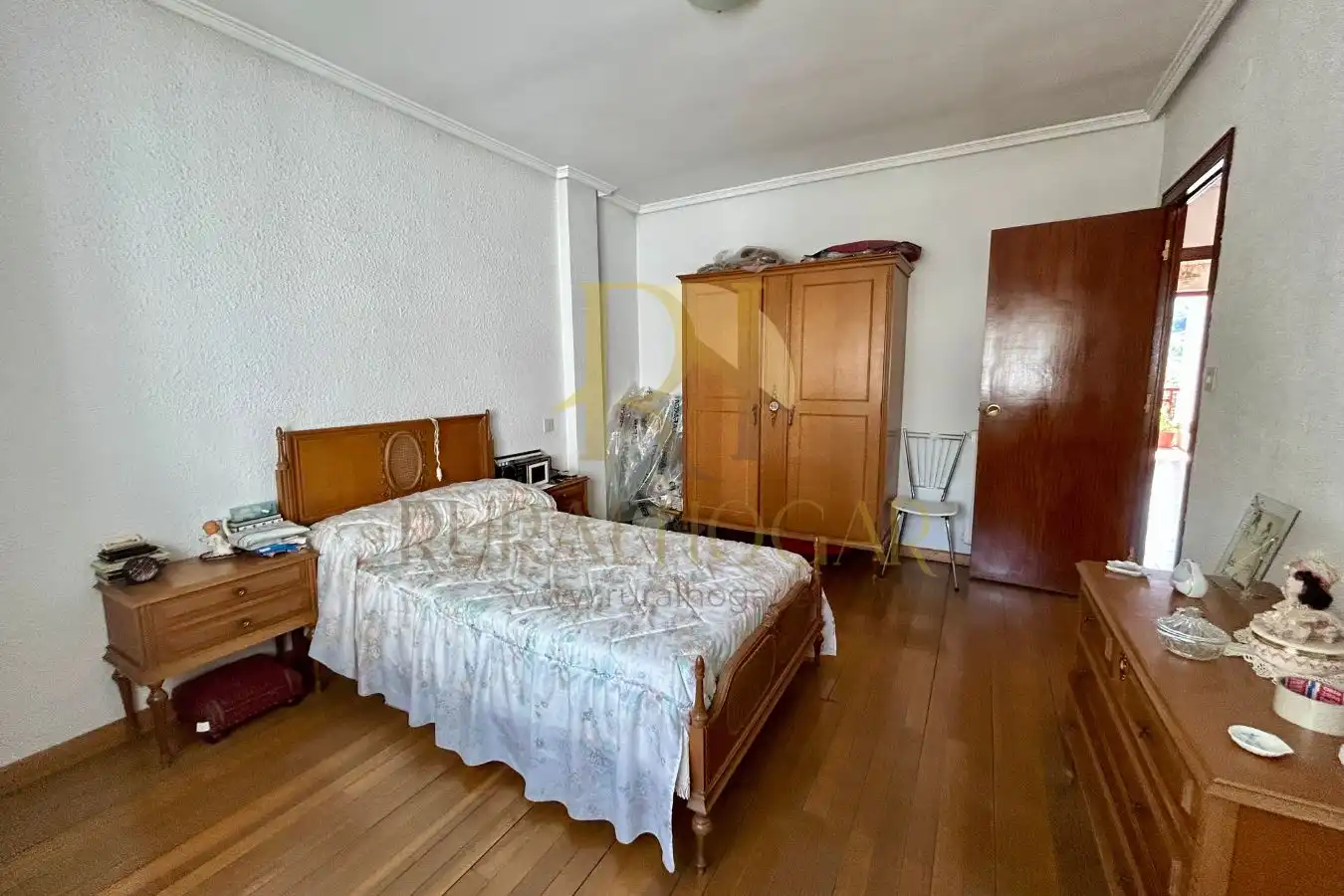 Dormitori de Casa o xalet en venda en Torre del Bierzo amb Terrassa i Moblat