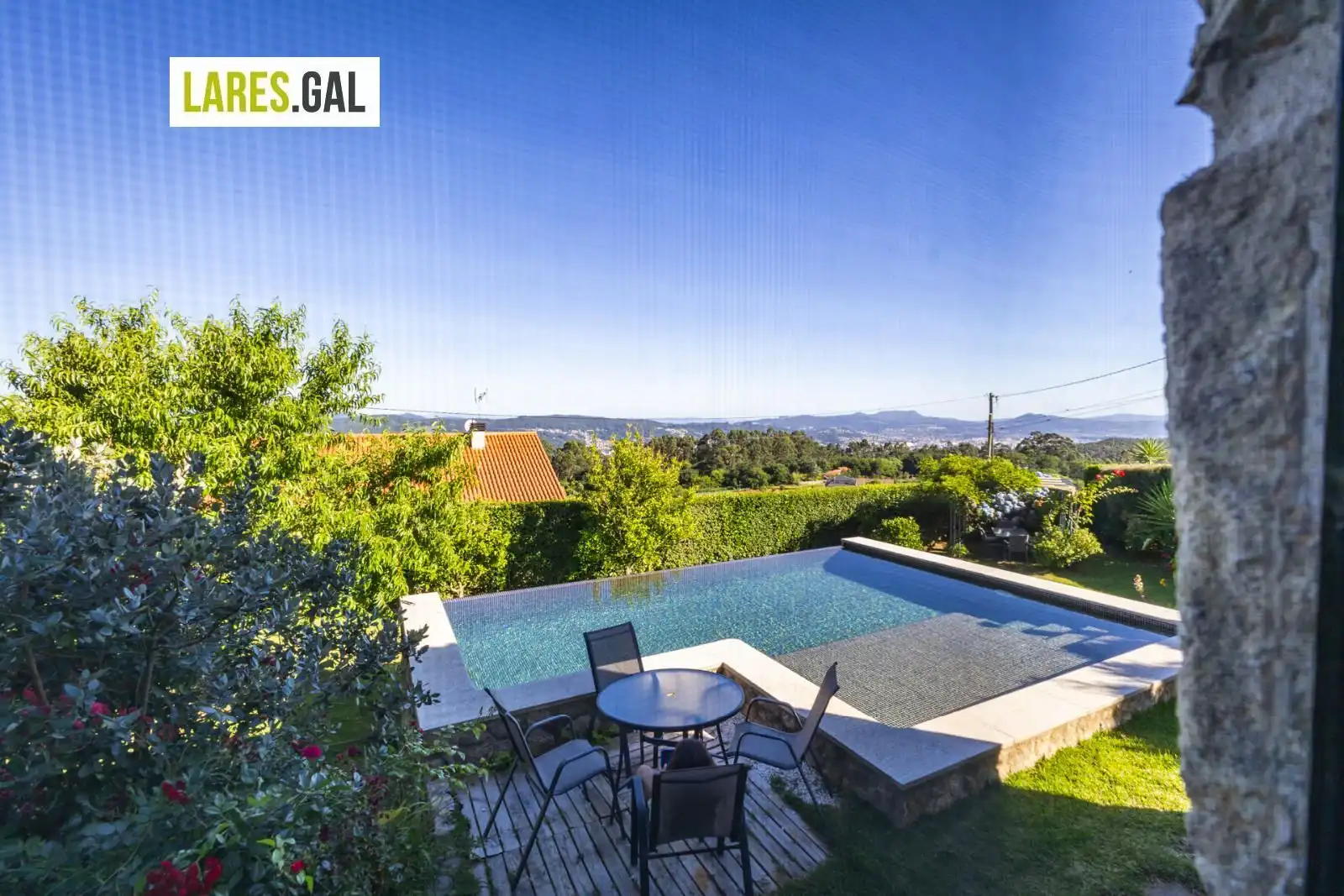 Jardí de Casa o xalet en venda en Moaña amb Calefacció, Piscina i Moblat