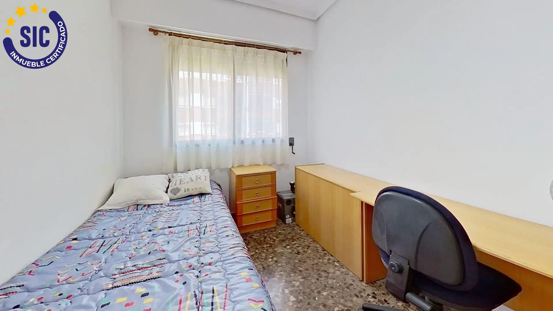 Habitación de Piso en venta en Valencia con Aire acondicionado, Calefacción y Balcón