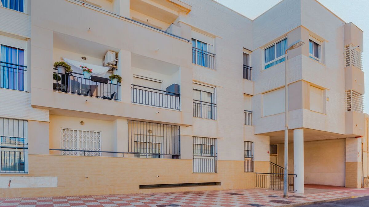 Außenansicht von Wohnung zum Verkauf in Roquetas de Mar