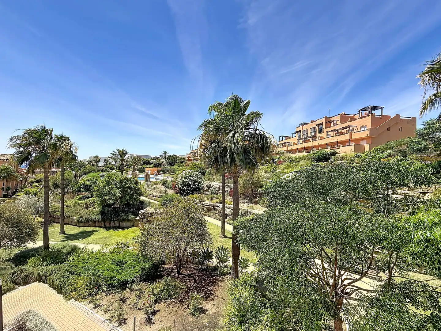 Jardí de Pis en venda en Estepona amb Aire condicionat, Terrassa i Traster