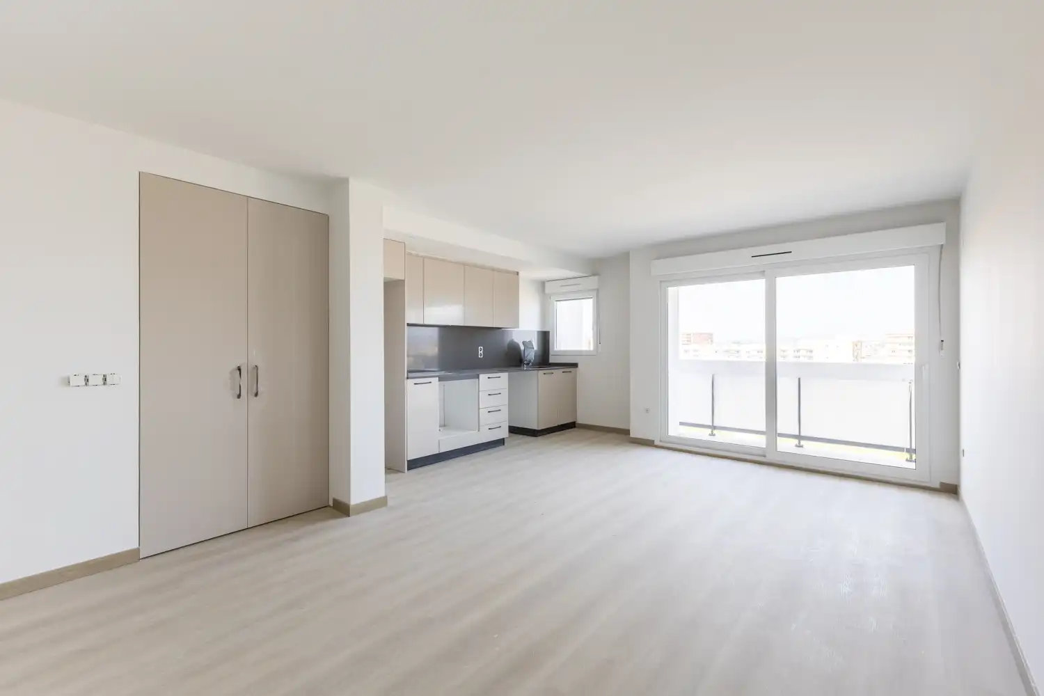 Living room of Flat for sale in Vinaròs  with Air Conditioner, Heating and Balcony