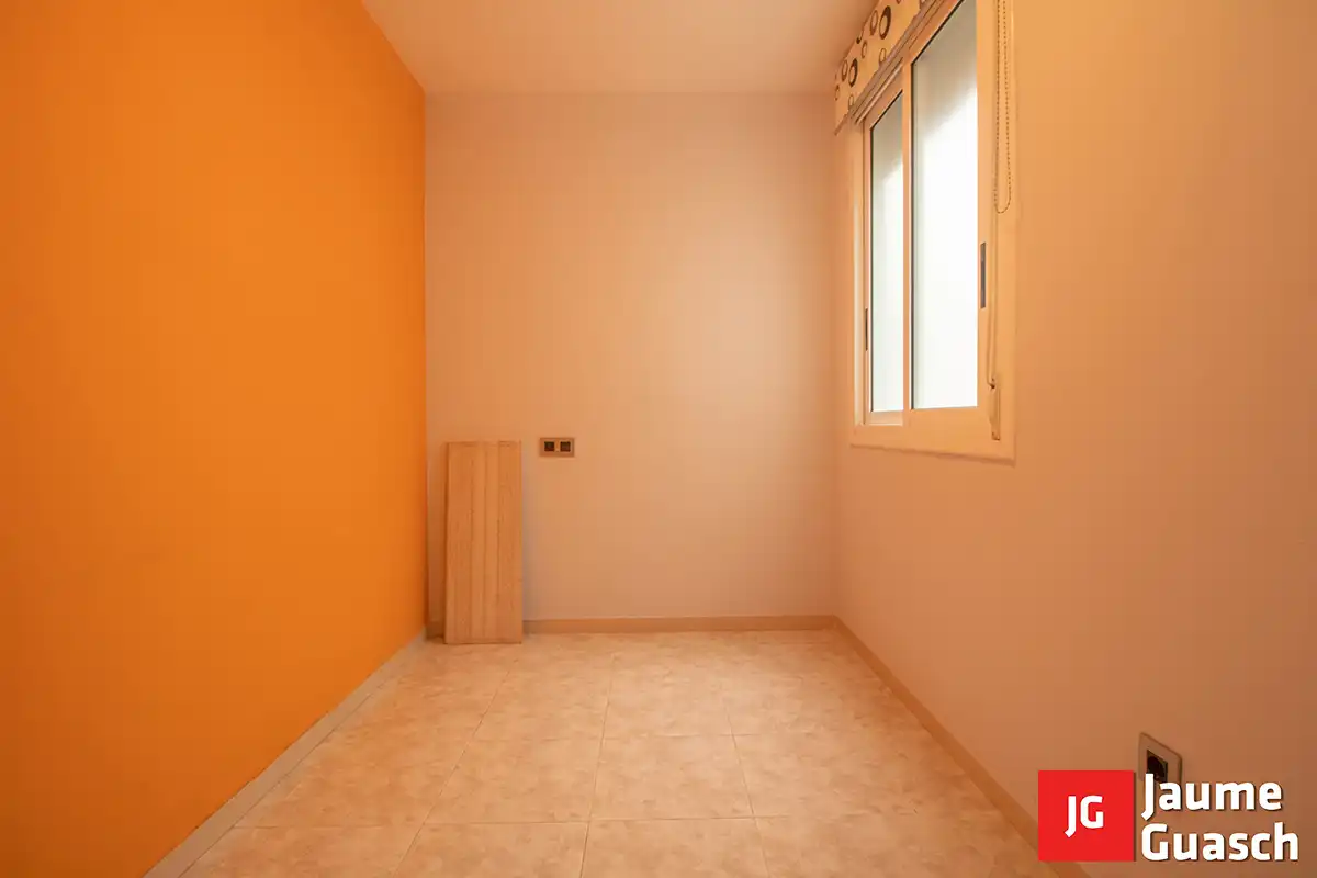 Bedroom of Flat for sale in Torredembarra  with Air Conditioner, Heating and Oven