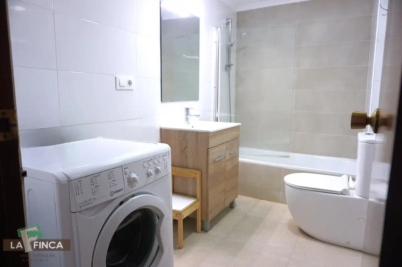 Flat for rent in Oviedo , Asturias