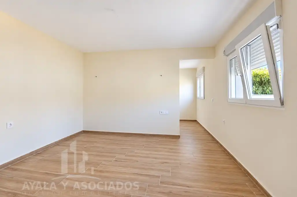 Sala d'estar de Casa o xalet en venda en Cartagena amb Jardí privat i Piscina