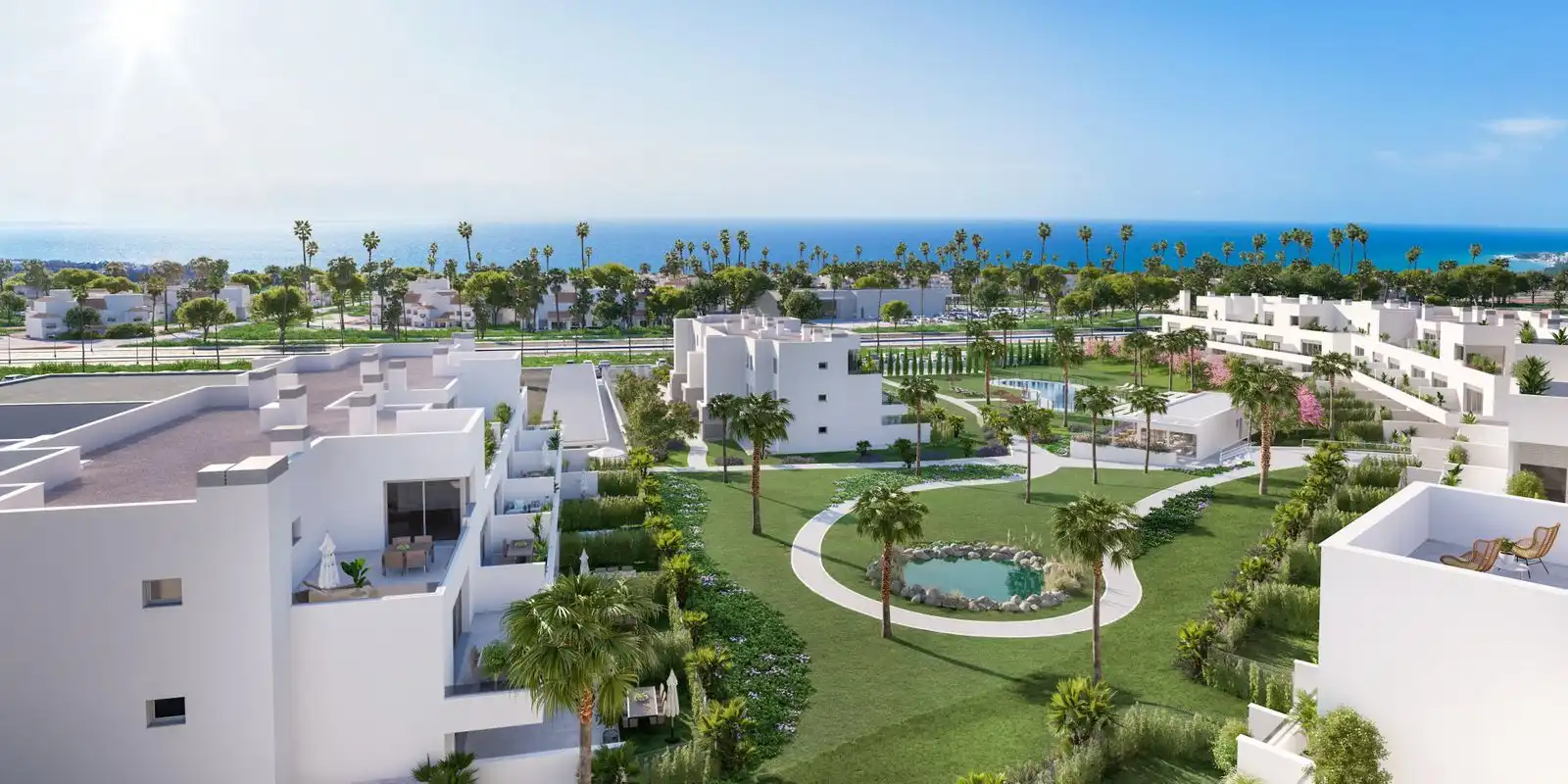 Vista exterior de Pis en venda en Estepona amb Aire condicionat, Terrassa i Piscina comunitària