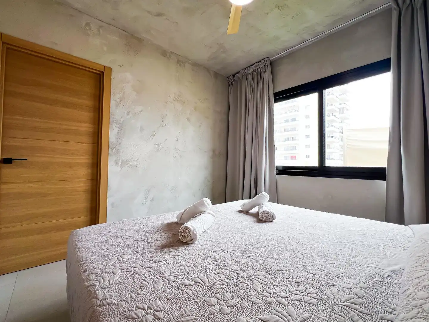 Dormitori de Apartament en venda en Adeje amb Terrassa, Moblat i Piscina comunitària