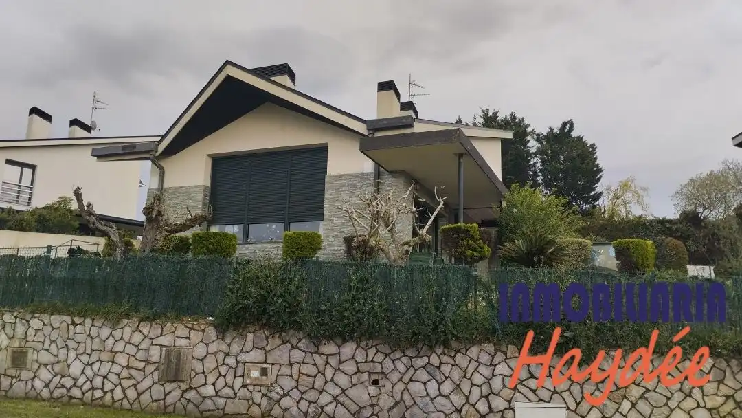 Vista exterior de Casa o chalet en venta en Berango con Calefacción, Terraza y Trastero
