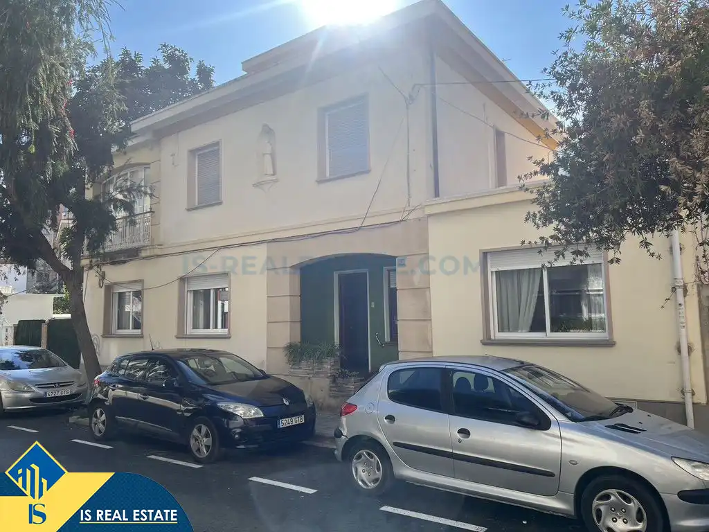 Exterior view of Houses for sale in El Puerto