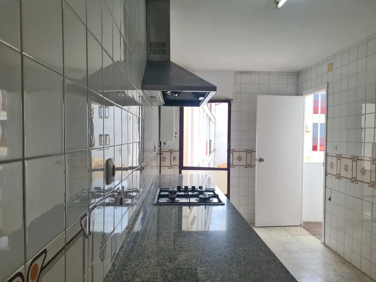 Cocina de Piso en venta en Bellavista - La Palmera