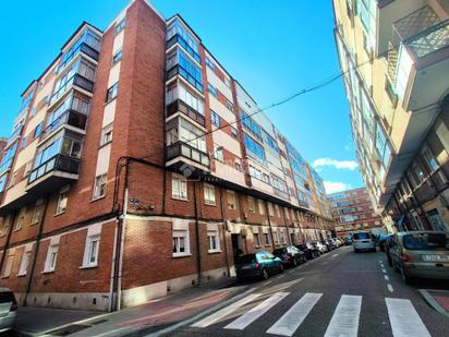 Vista exterior de Pis en venda en Valladolid Capital