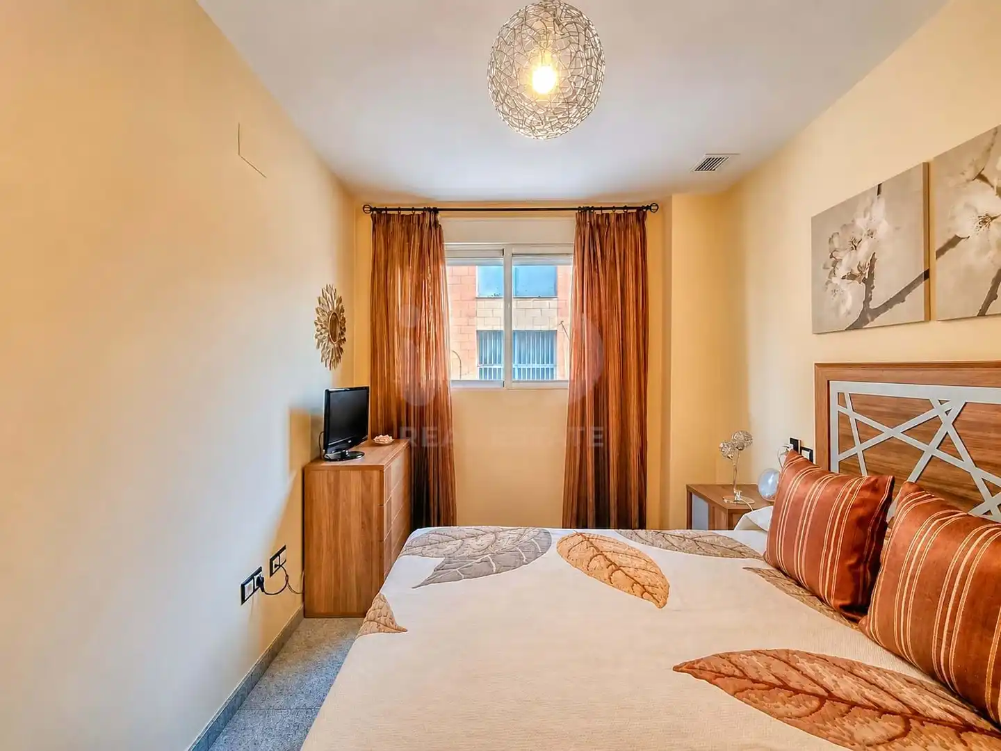 Bedroom of Flat for sale in Petrer  with Air Conditioner and Heating