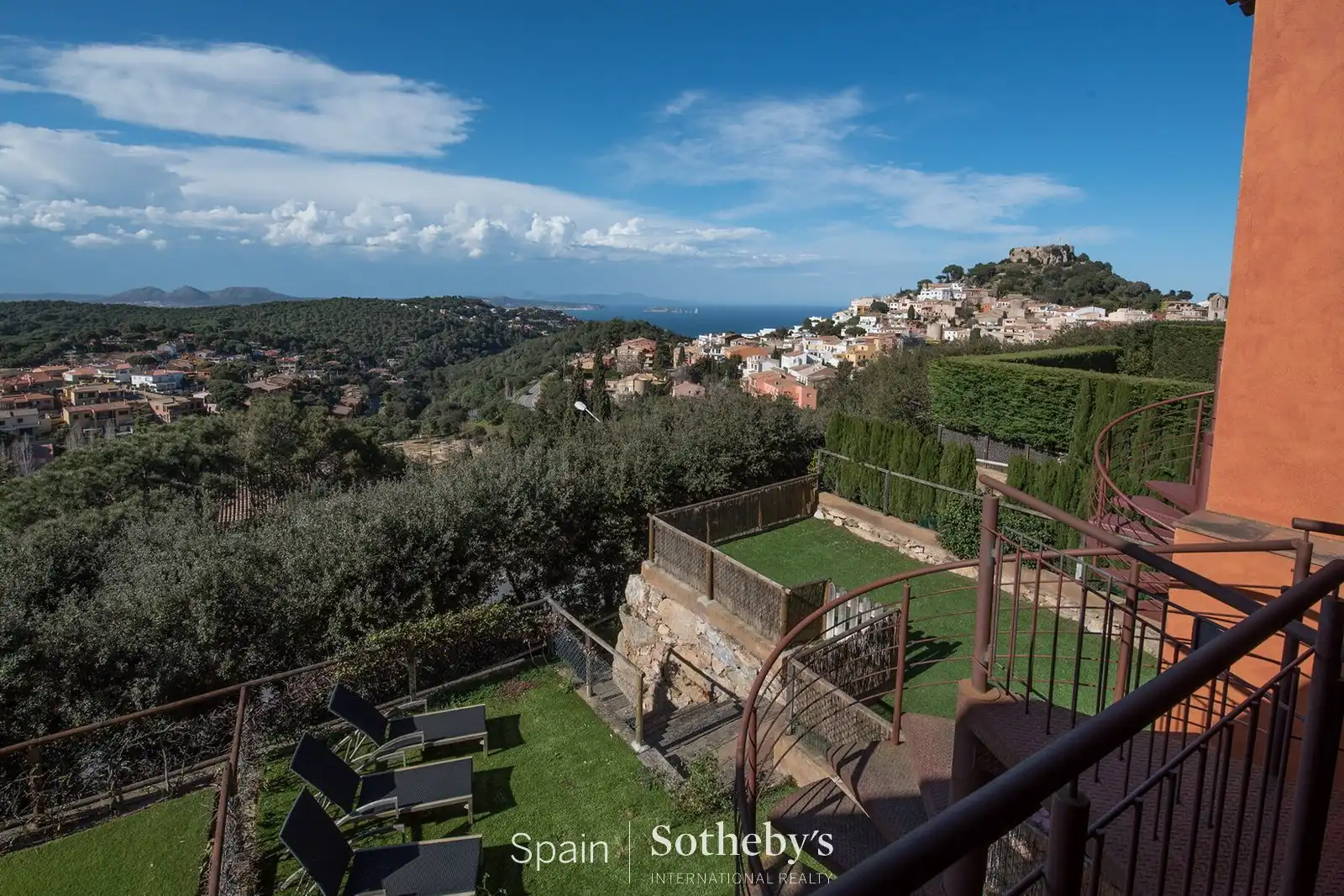 Maison jumelée avec piscine à vendre à Carrer Lluís Miró i Plaja